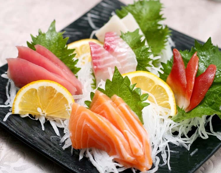sashimi Nhật Bản