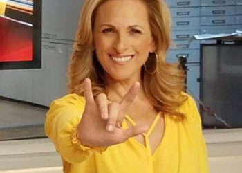 Vượt lên những đau khổ, cay đắng trong hôn nhân, Marlee Matlin vẫn tràn đầy năng lượng và tỏa sáng.