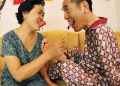 Bất chấp khiếm khuyết thể chất và căn bệnh suy thận mãn của nhà giáo Nguyễn Ngọc Ký, hầu như cứ được ở bên nhau là hai vợ chồng ông lại ngập tiếng cười.