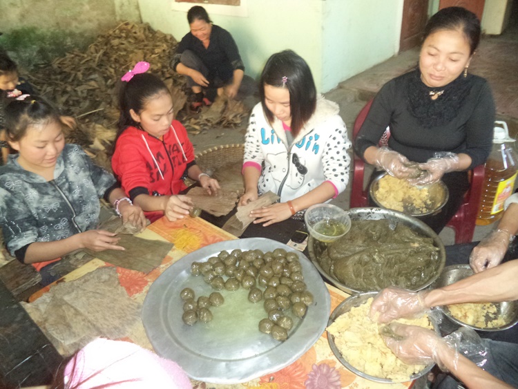 Chiếc bánh gai dẻo thơm xứ Dừa đã làm nên một nét văn hóa riêng trên vùng đất miền Tây Nghệ An.