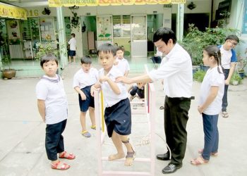 Người khuyết tật