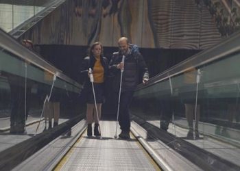 Gậy thông minh cho người khiếm thị.