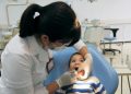 Khám và kiểm tra răng sữa cho trẻ tại Trung tâm kỹ thuật cao khám chữa bệnh Răng Hàm Mặt - Đại học Y Hà Nội