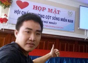 Từ một thanh niên chán nản vì chấn thương cột sống, được ông Phạm Thanh Sơn giúp đỡ, anh Triết đã lạc quan, yêu đời trở lại – Ảnh: FB Nguyễn Minh Triết