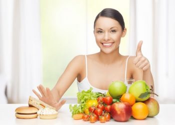 Phụ nữ rau củ quả