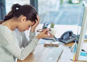 Căng thẳng khi làm việc