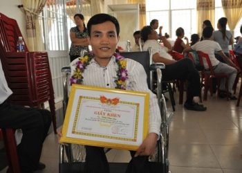 Anh Trần Văn Sơn - Trưởng phòng công nghệ tại Công ty Vinatab