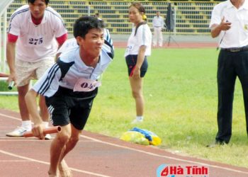 Nghị lực phi thường của chàng trai khuyết tật