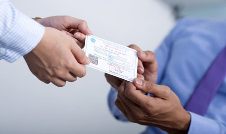 người khuyết tật Việt Nam cần tự đóng phí BHYT từ năm 2025